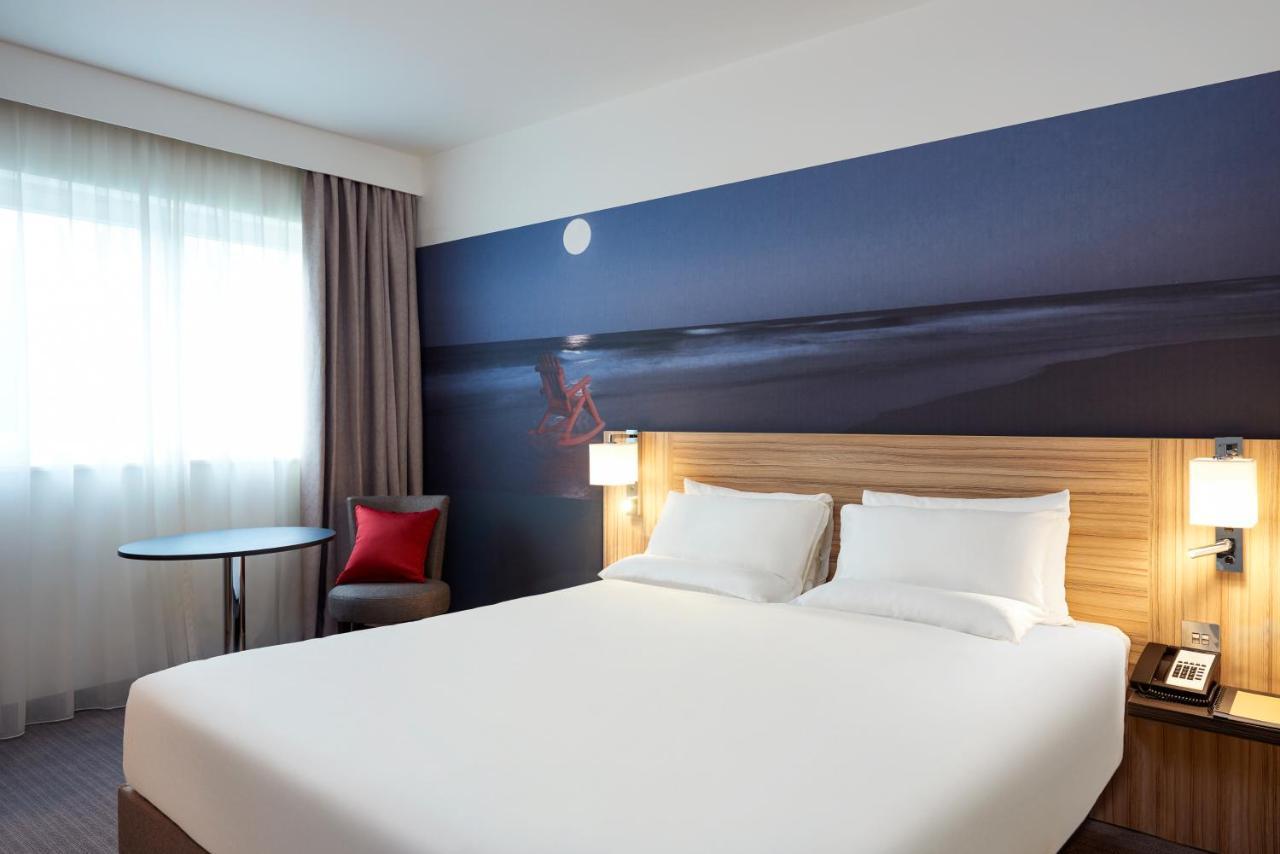 Novotel London Stansted Airport Stansted Mountfitchet Eksteriør bilde